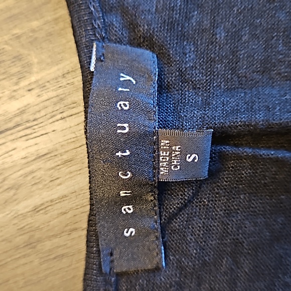 Sanctuary Linen and Sheer T-shirt - Picture 6 of 8